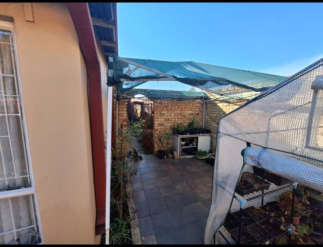 5 BEDROOM HOUSE FOR SALE IN VANDERBIJLPARK SE 1